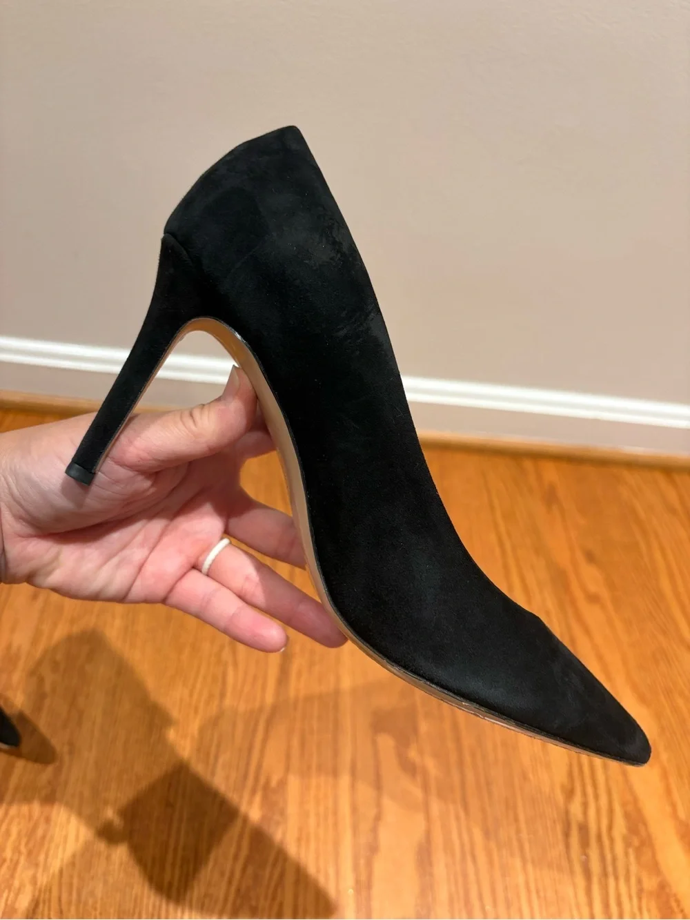 MARION PARKE Black Suede 85 Classic Pointed Toe Pump Women's 39/US 9